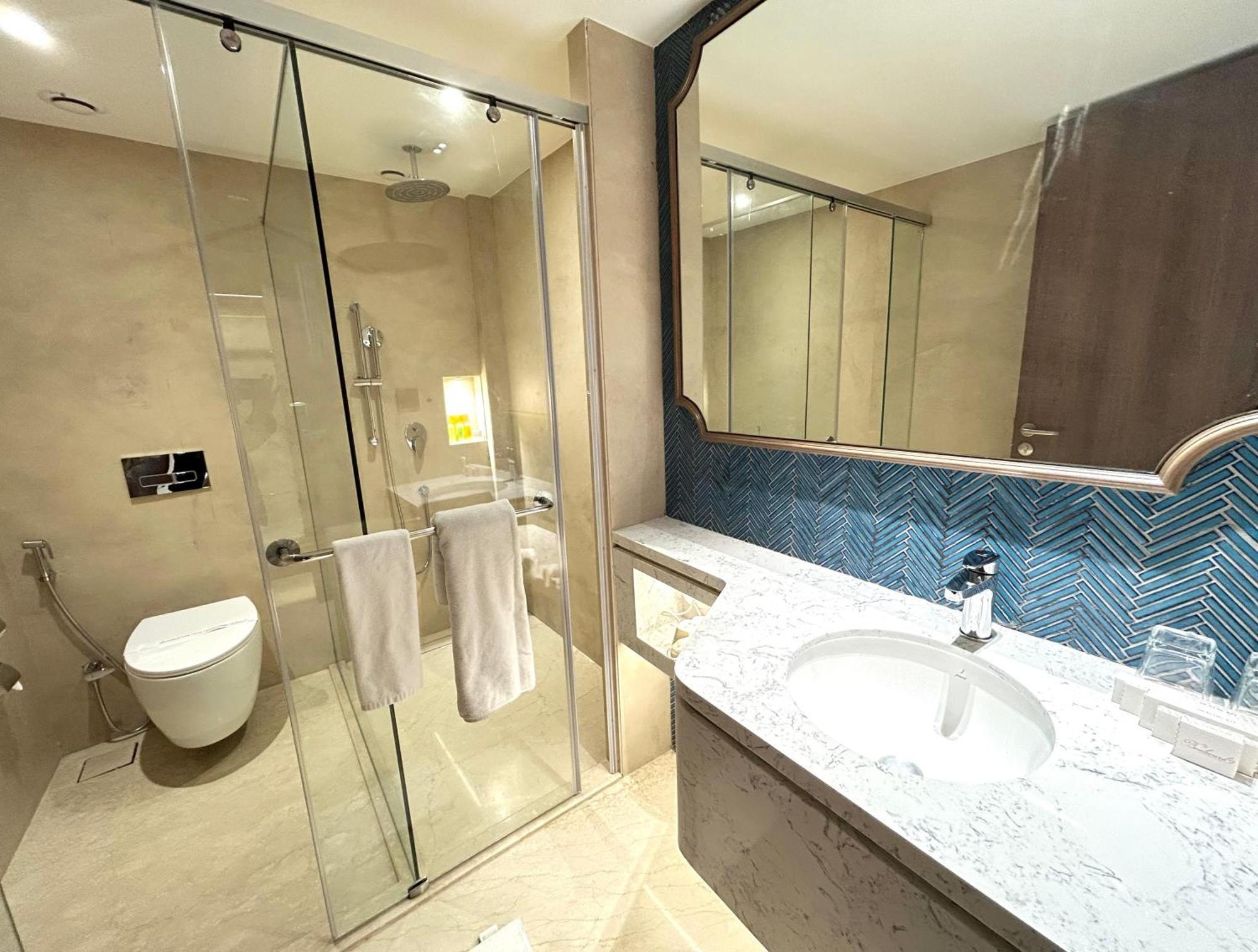 Boulevard 9 Luxury Resort & Spa Nadiād Εξωτερικό φωτογραφία