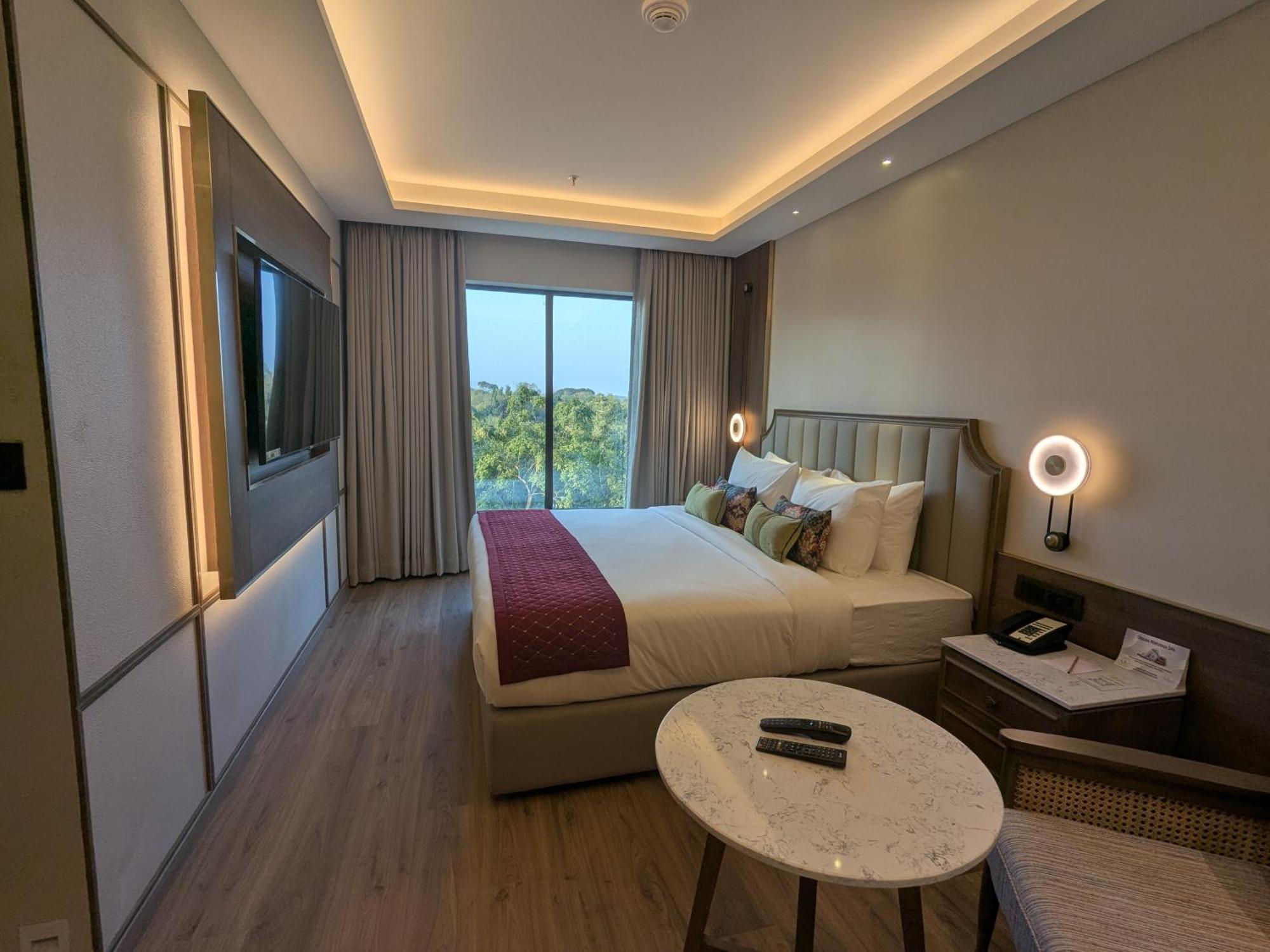 Boulevard 9 Luxury Resort & Spa Nadiād Εξωτερικό φωτογραφία